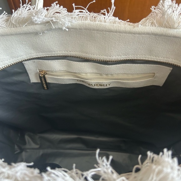 *New* Cynthia Rowley Lemon “Hello SUMMER Insulated Tote W/ Beaded Bag - Picture 15 of 16